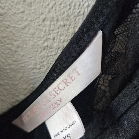 Victoria's Secret Lingerie - Picture 12 of 13